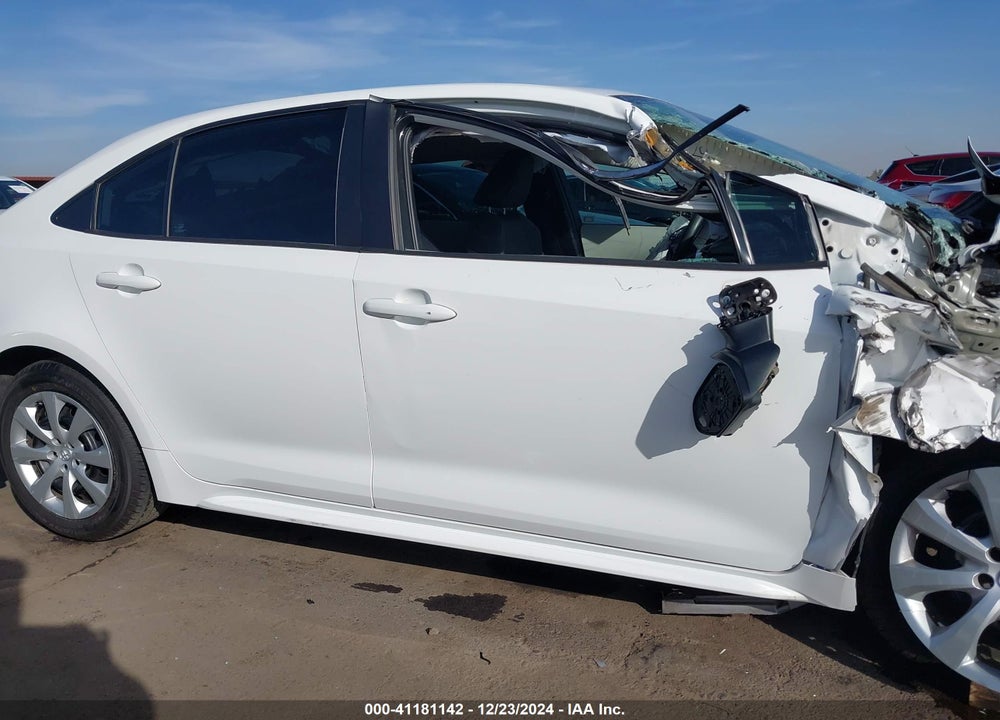 2021 TOYOTA COROLLA LE VIN: 5YFEPMAE0MP156750