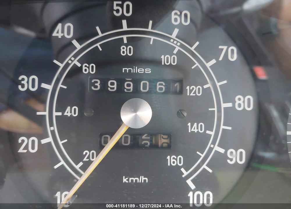 1977 MERCEDES-BENZ 240D VIN: 12312312018048