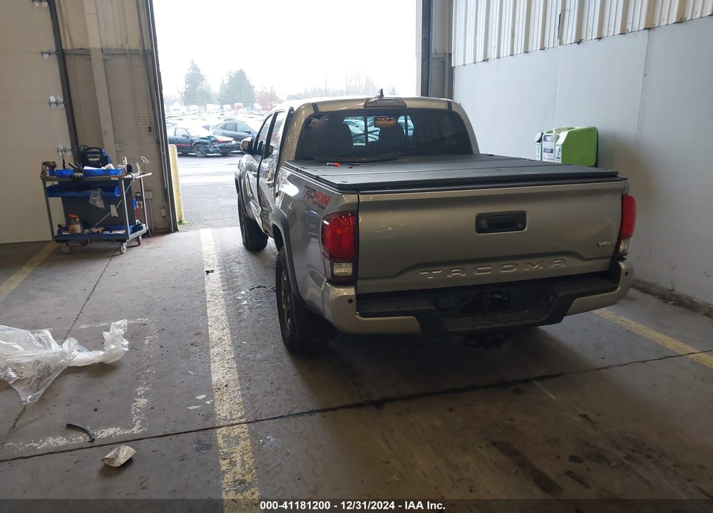 2019 TOYOTA TACOMA VIN: 5TFCZ5AN8KX205263