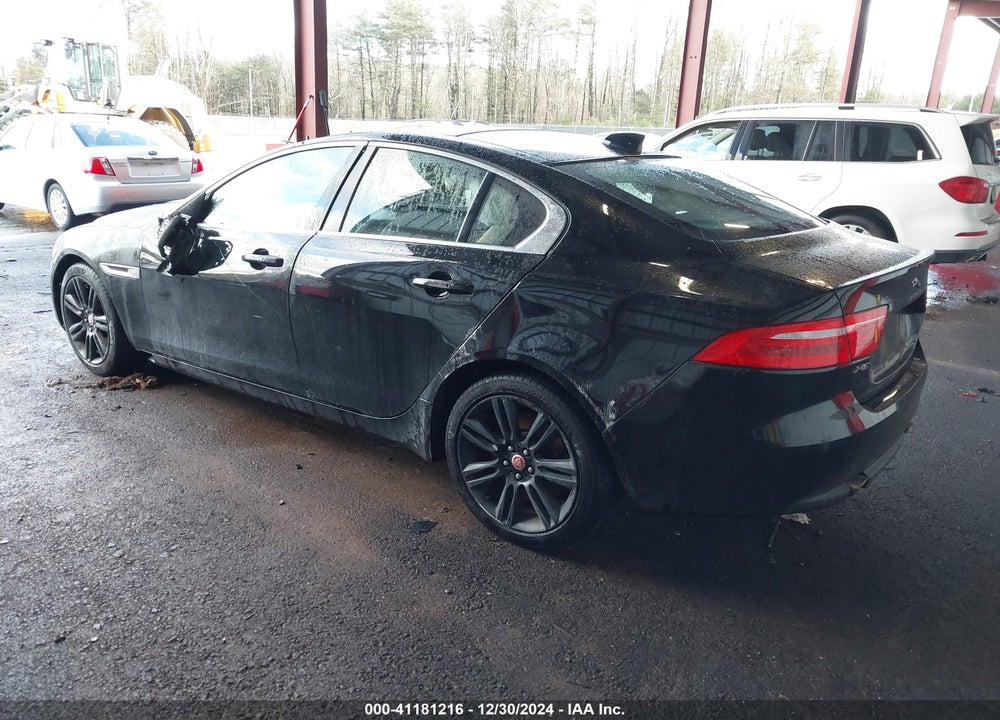 2019 JAGUAR XE 25T PREMIUM VIN: SAJAD4FX8KCP49006