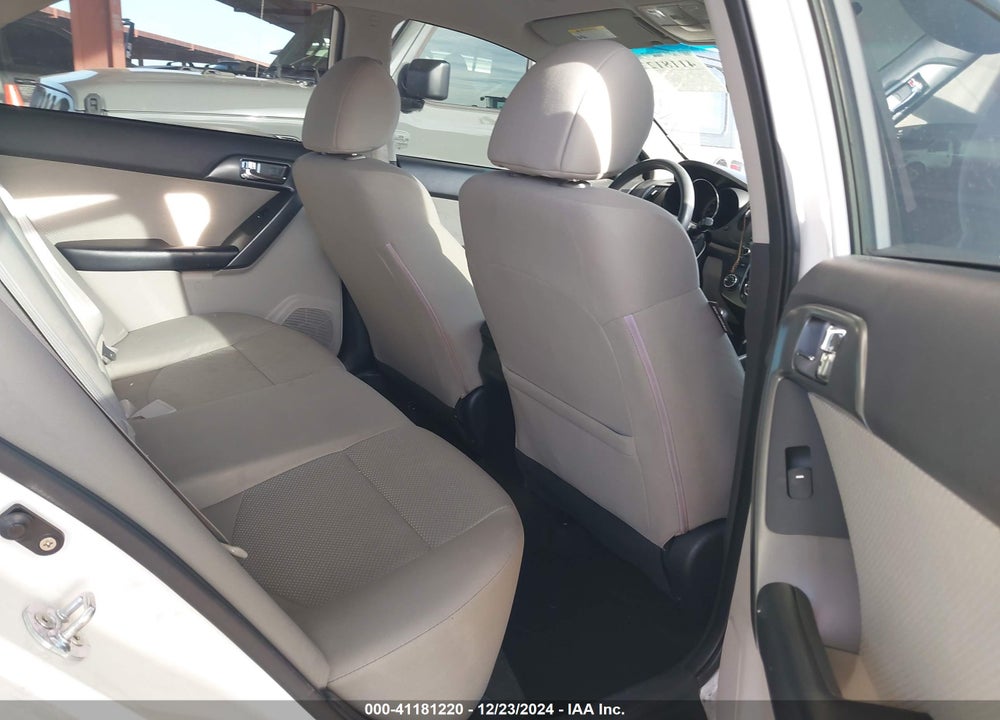 2013 KIA FORTE EX VIN: KNAFU4A24D5662630
