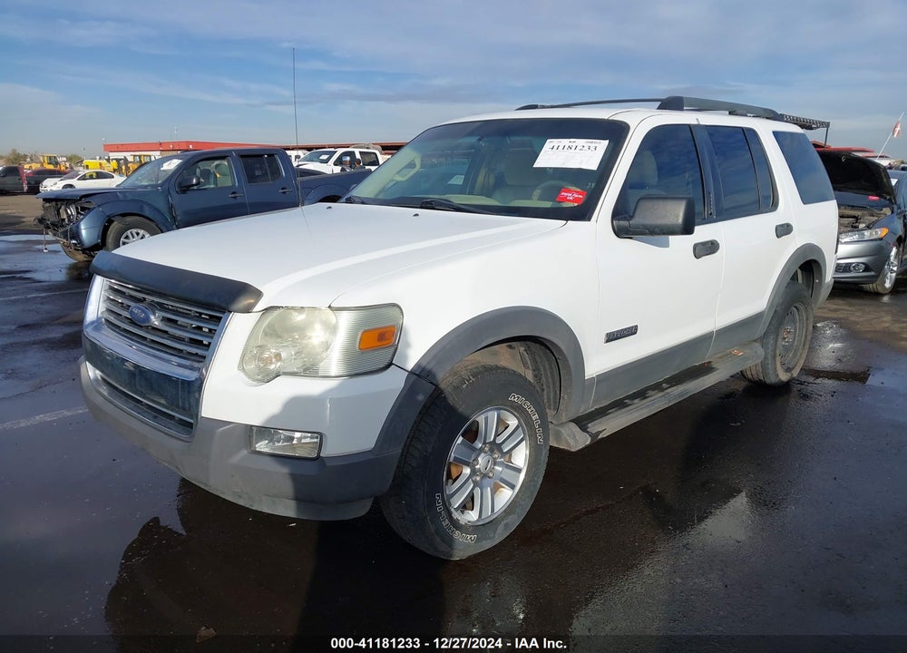 2006 FORD EXPLORER XLT VIN: 1FMEU63E56UA56565