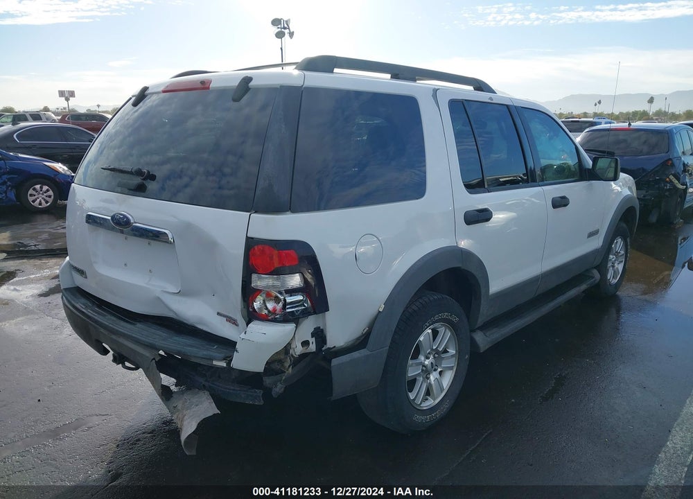 2006 FORD EXPLORER XLT VIN: 1FMEU63E56UA56565