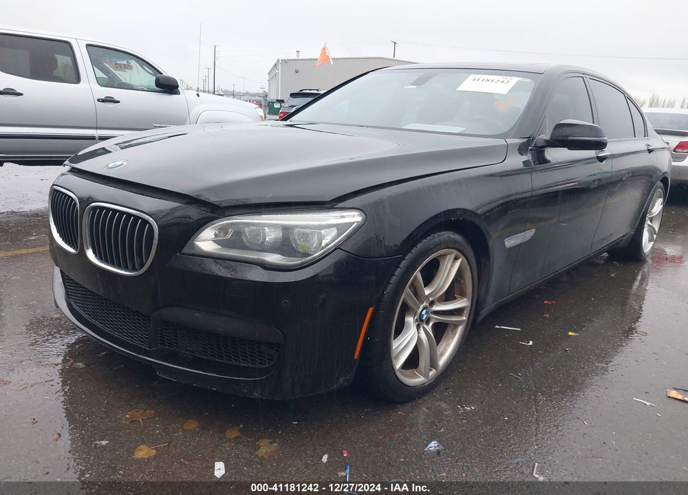 2013 BMW 7 SERIES VIN: WBAYE8C53DD132093