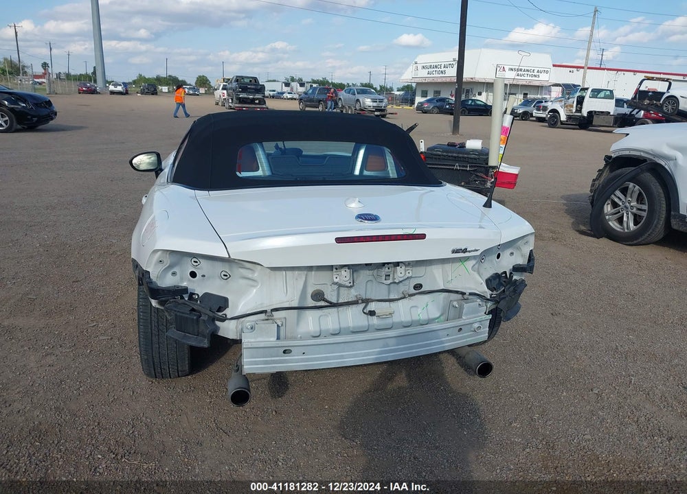 2018 FIAT 124 SPIDER VIN: JC1NFAEK8J0134063