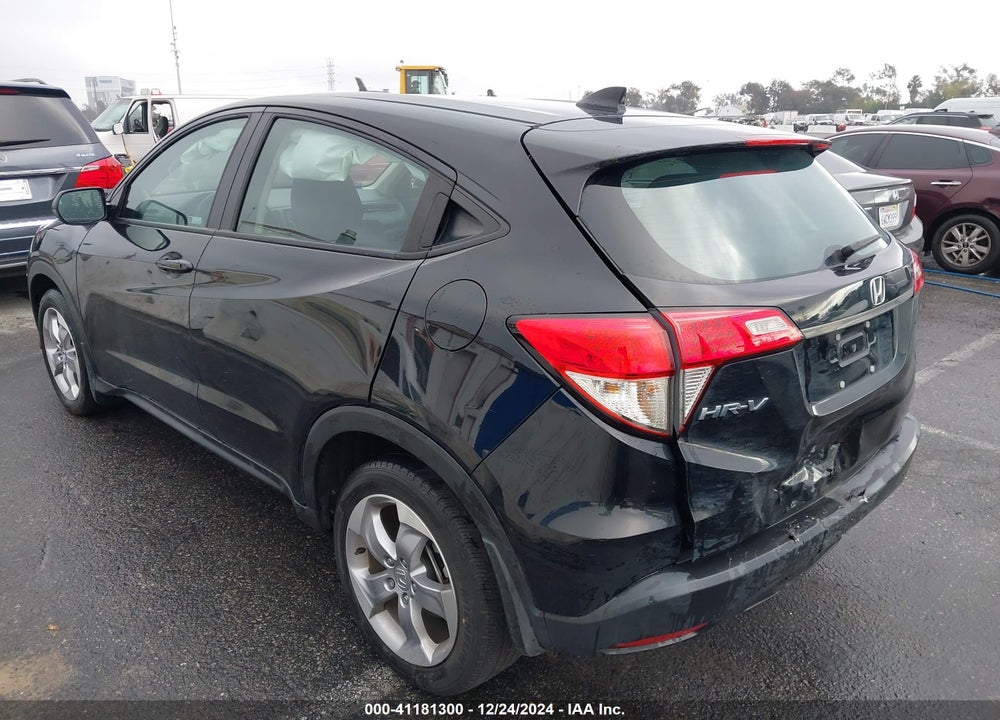 2022 HONDA HR-V 2WD LX VIN: 3CZRU5H33NM738431