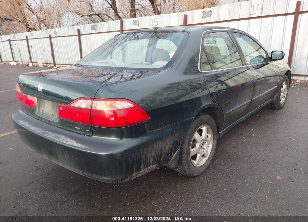 2000 HONDA ACCORD 2.3 SE VIN: JHMCG5670YC025774