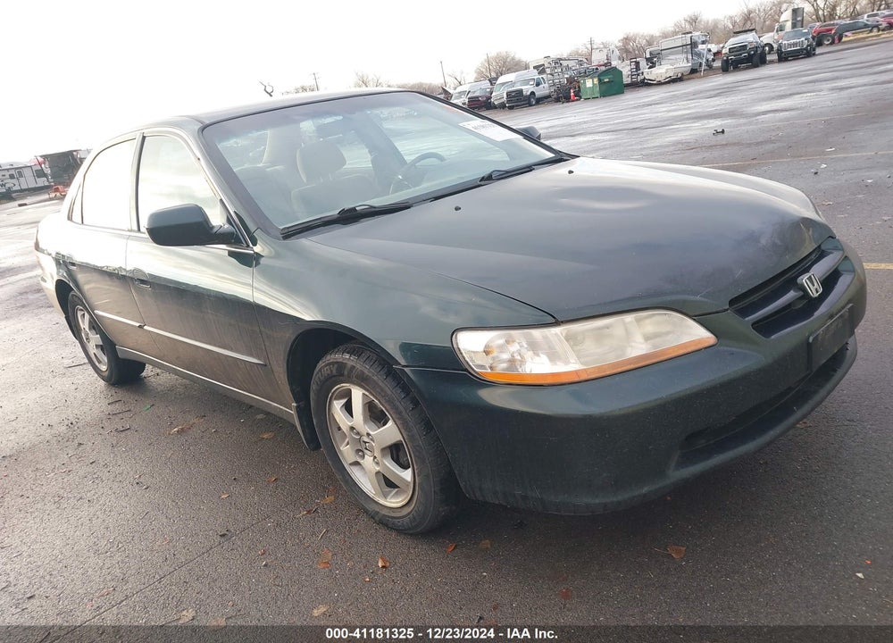 2000 HONDA ACCORD 2.3 SE VIN: JHMCG5670YC025774