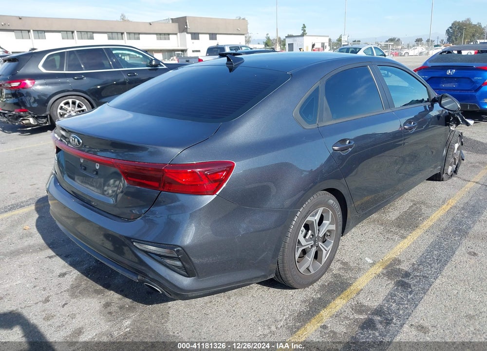 2021 KIA FORTE VIN: 3KPF24AD8ME380876