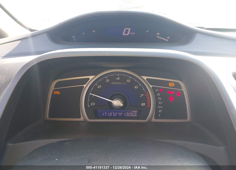 2011 HONDA CIVIC LX VIN: 2HGFA1F52BH303779