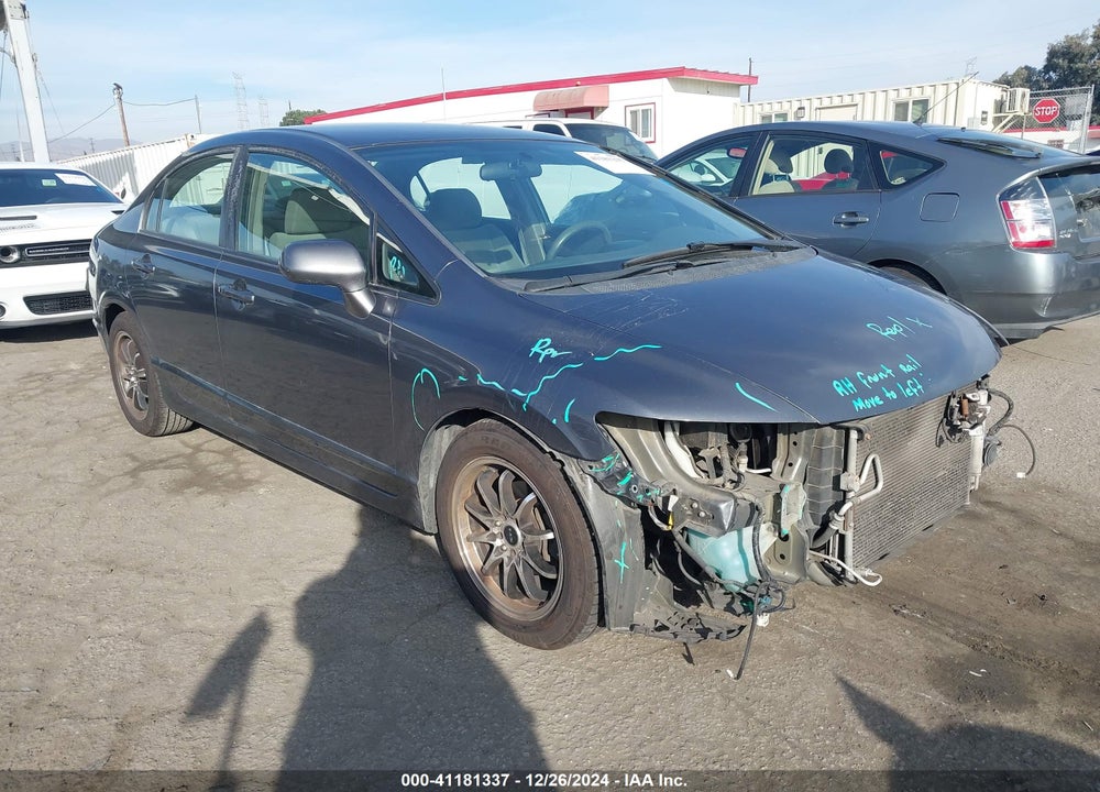 2011 HONDA CIVIC LX VIN: 2HGFA1F52BH303779