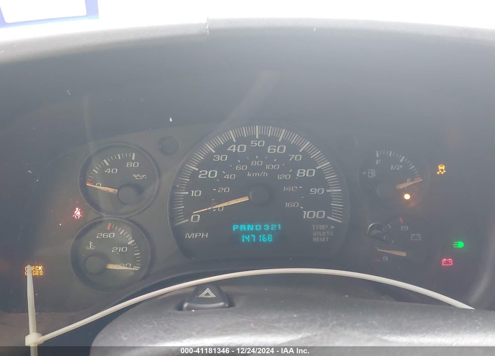 2005 CHEVROLET EXPRESS VIN: 1GAHG35U451249990