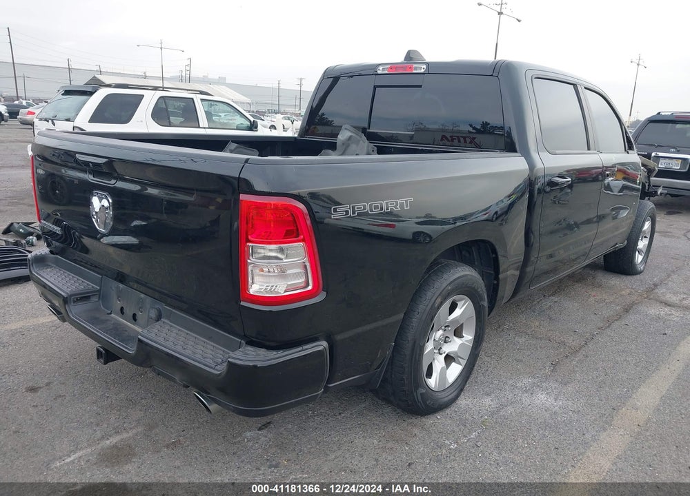 2021 RAM 1500 VIN: 1C6RREFTXMN768371