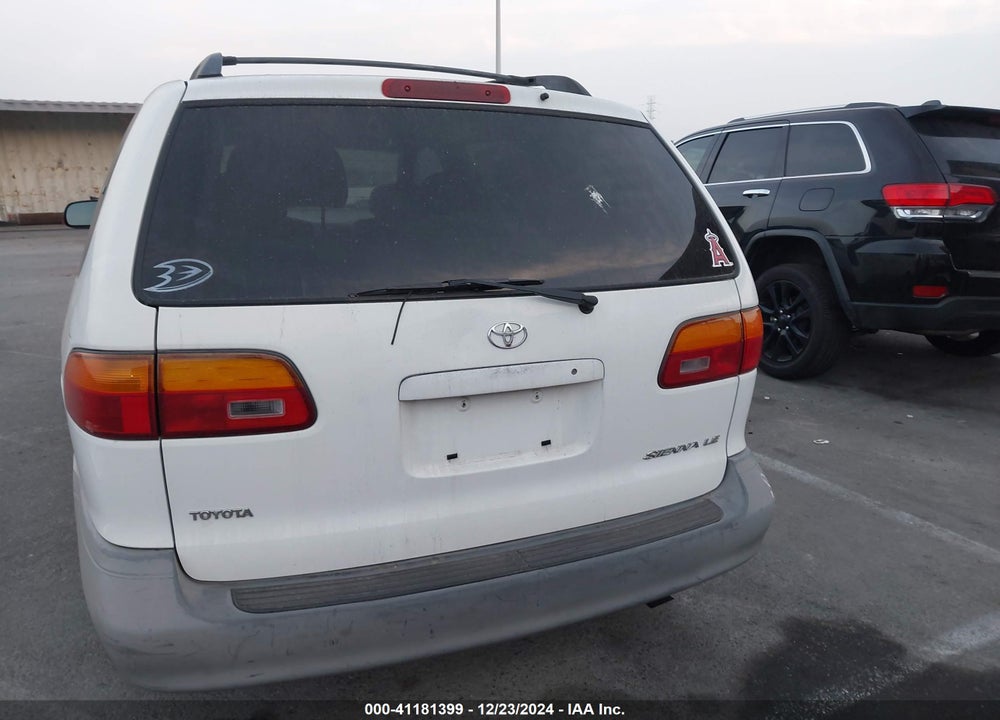 2000 TOYOTA SIENNA LE VIN: 4T3ZF13C7YU275678