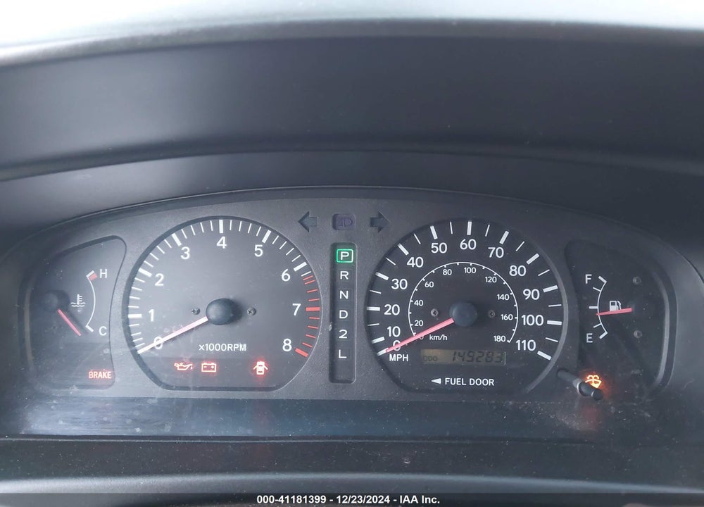 2000 TOYOTA SIENNA LE VIN: 4T3ZF13C7YU275678