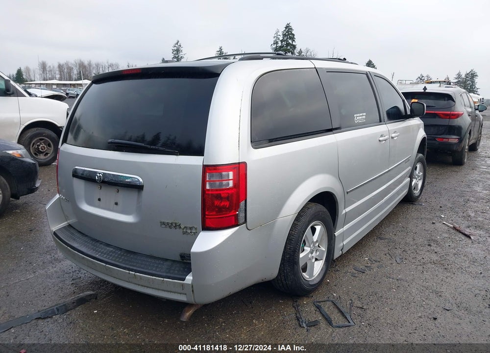 2010 DODGE GRAND CARAVAN SXT VIN: 2D4RN5D14AR147179
