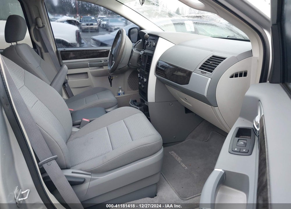 2010 DODGE GRAND CARAVAN SXT VIN: 2D4RN5D14AR147179