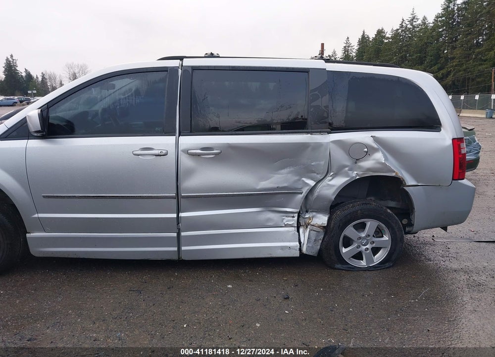 2010 DODGE GRAND CARAVAN SXT VIN: 2D4RN5D14AR147179