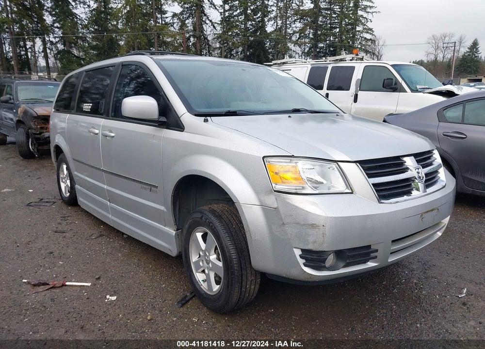2010 DODGE GRAND CARAVAN SXT VIN: 2D4RN5D14AR147179