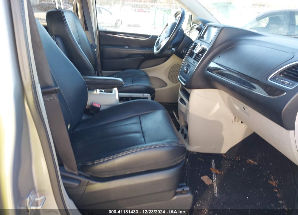 2015 CHRYSLER TOWN & COUNTRY TOURING VIN: 2C4RC1BG9FR544638
