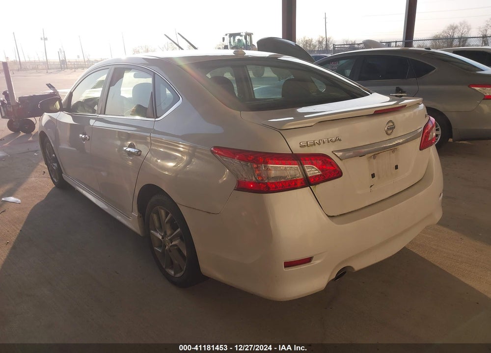 2015 NISSAN SENTRA SR VIN: 3N1AB7AP2FY313748
