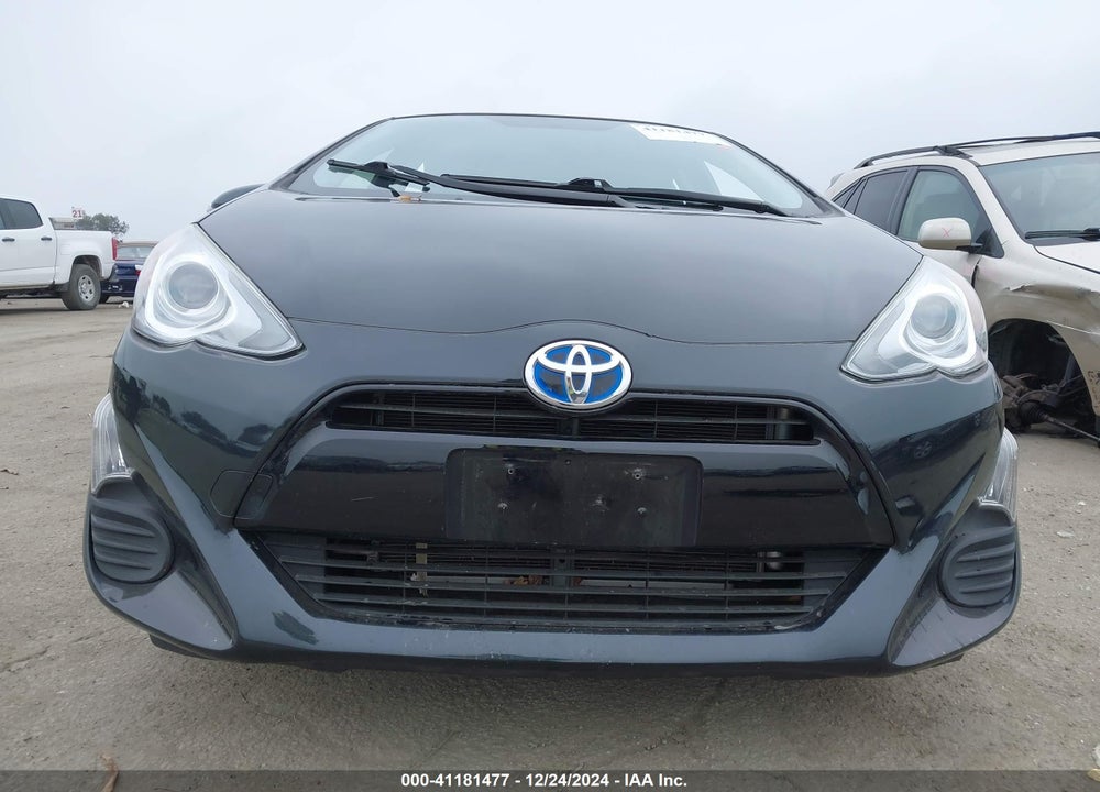 2016 TOYOTA PRIUS C TWO VIN: JTDKDTB3XG1119989