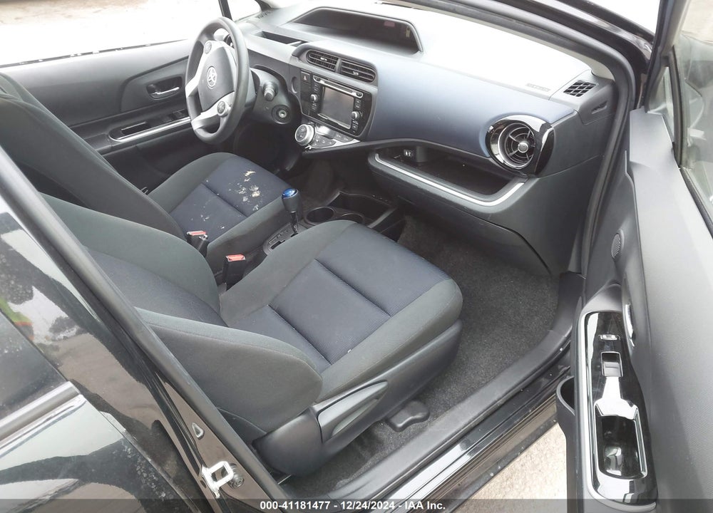 2016 TOYOTA PRIUS C TWO VIN: JTDKDTB3XG1119989