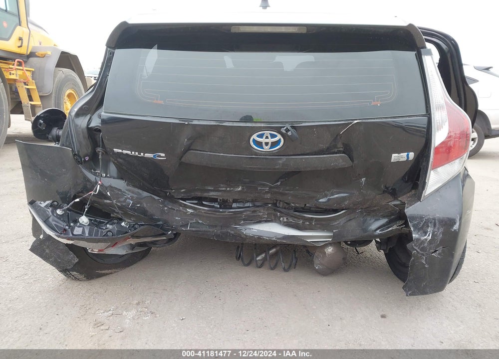 2016 TOYOTA PRIUS C TWO VIN: JTDKDTB3XG1119989