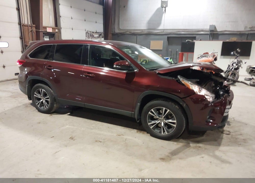 2019 TOYOTA HIGHLANDER LE VIN: 5TDBZRFH0KS989286