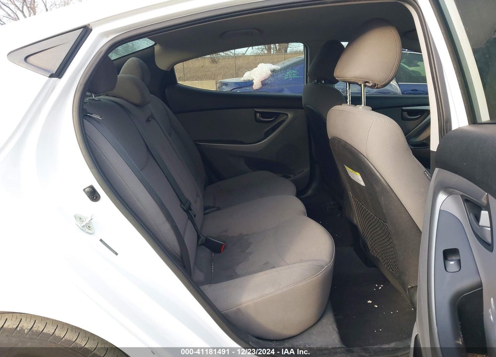 2015 HYUNDAI ELANTRA SE VIN: 5NPDH4AE2FH650259