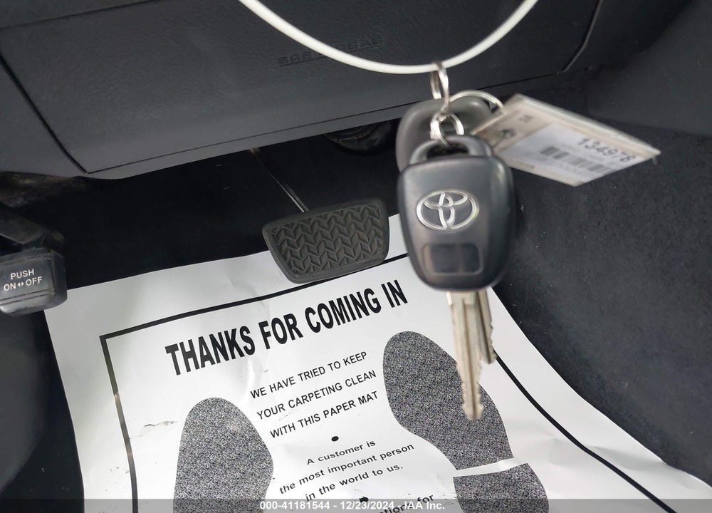 2013 TOYOTA CAMRY SE VIN: 4T1BF1FKXDU273981