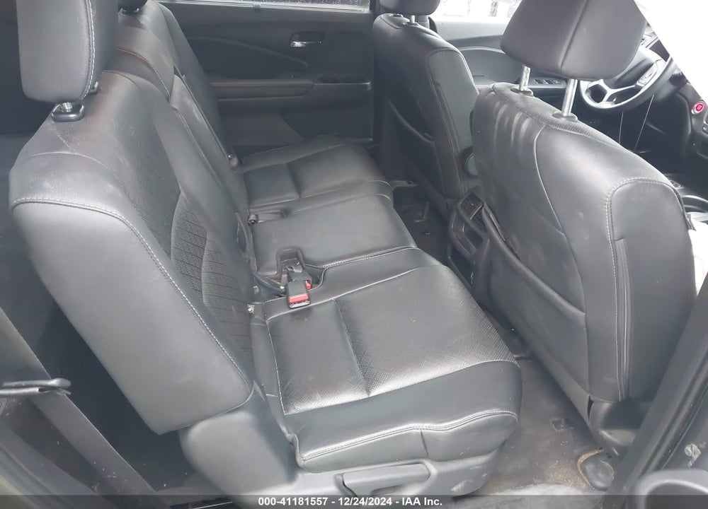 2019 HONDA PASSPORT EX-L VIN: 5FNYF7H56KB007971