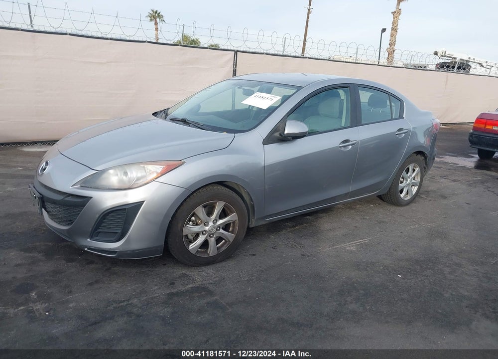 2011 MAZDA 3 I TOURING VIN: JM1BL1VF5B1386625