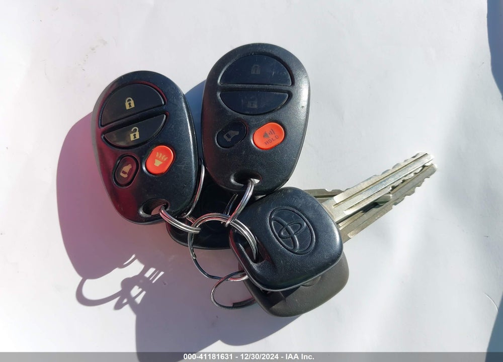 2005 TOYOTA SIENNA LE VIN: 5TDZA23C85S338756