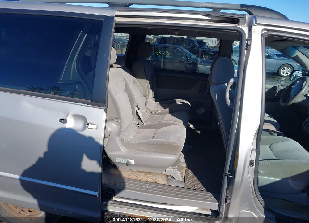 2005 TOYOTA SIENNA LE VIN: 5TDZA23C85S338756