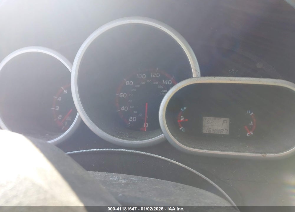 2010 PONTIAC VIBE VIN: 5Y2SP6E05AZ417644