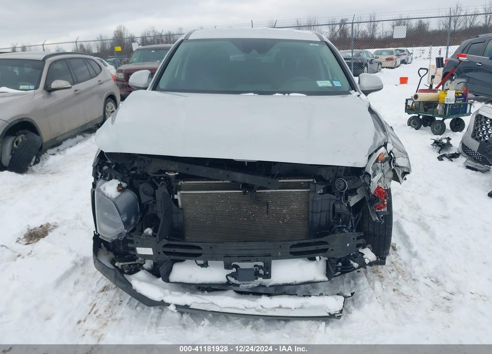 2019 HYUNDAI SANTA FE SE VIN: 5NMS2CAD9KH088605