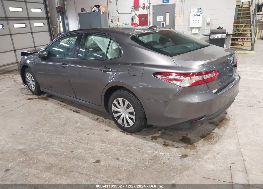 2020 TOYOTA CAMRY LE HYBRID VIN: 4T1C31AK2LU017742