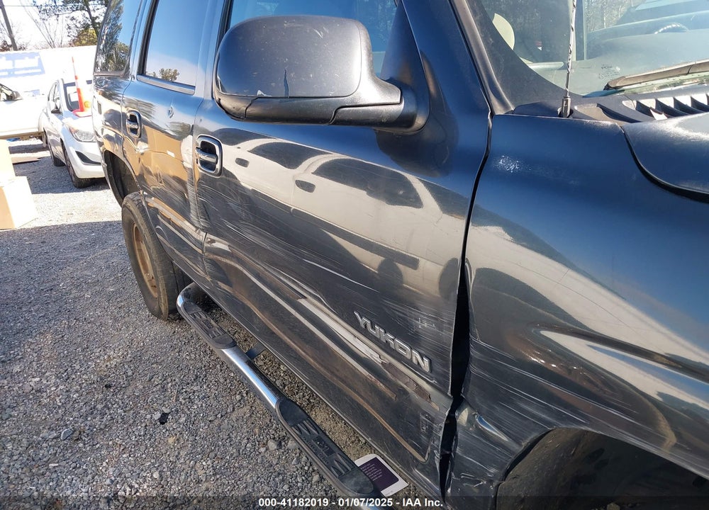 2003 GMC YUKON SLE VIN: 1GKEK13V73J208540