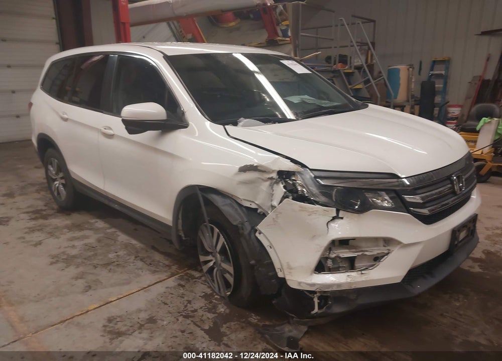 2018 HONDA PILOT EX VIN: 5FNYF6H34JB062944