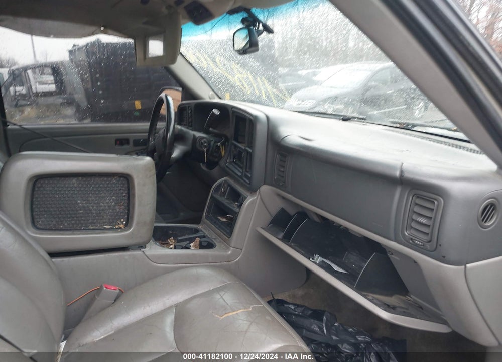 2004 CHEVROLET TAHOE Z71 VIN: 1GNEK13ZX4R142381