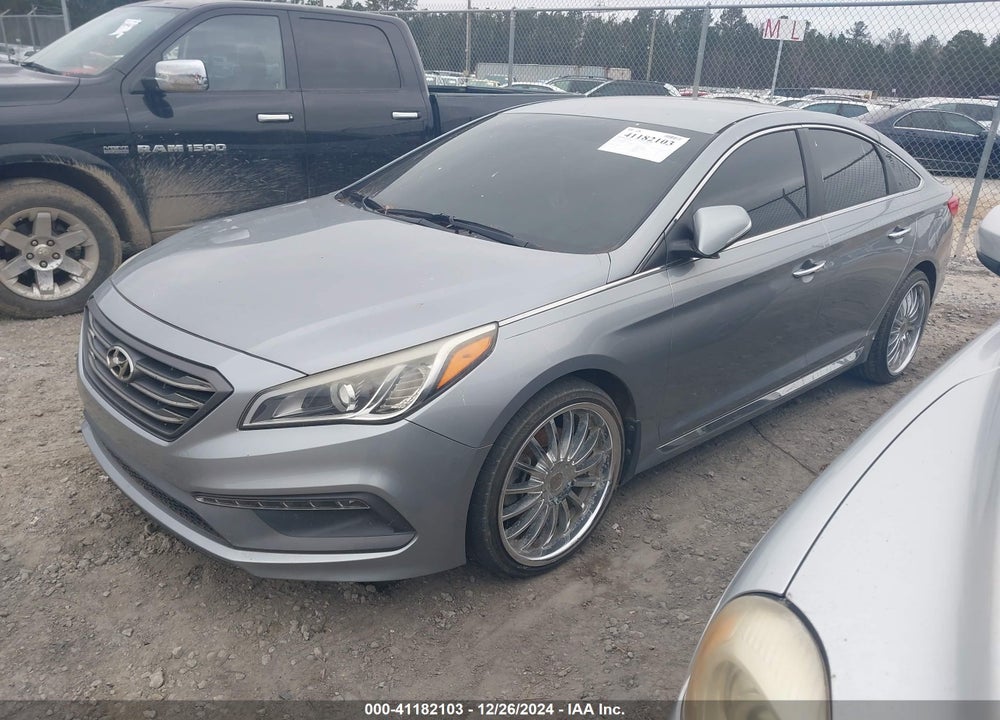 2015 HYUNDAI SONATA SPORT 2.0T VIN: 5NPE34AB1FH102472