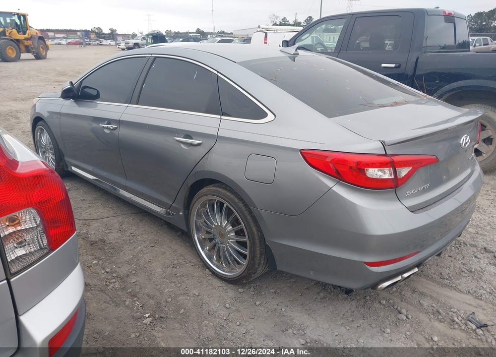 2015 HYUNDAI SONATA SPORT 2.0T VIN: 5NPE34AB1FH102472
