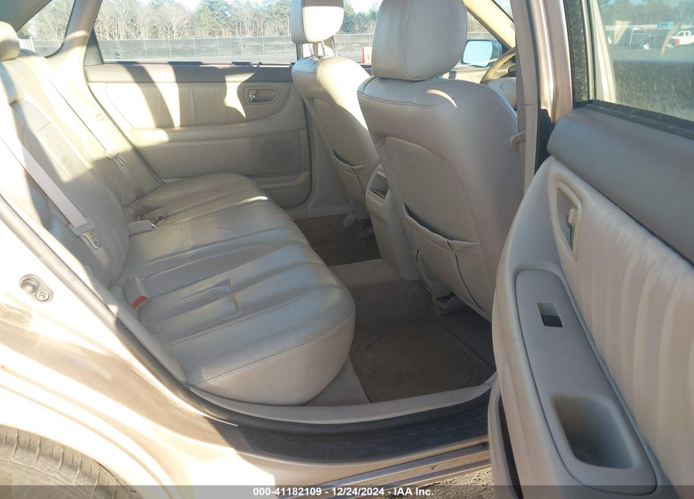 2001 TOYOTA AVALON XL VIN: 4T1BF28B61U161385