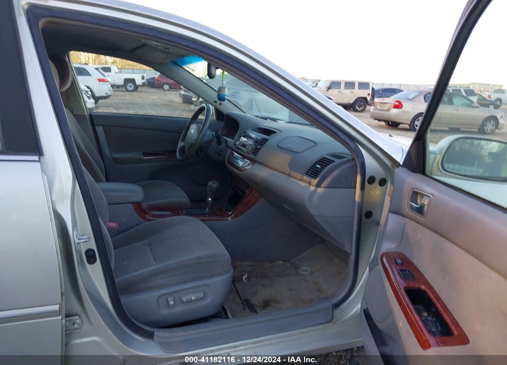 2006 TOYOTA CAMRY VIN: JTDBE32K163052884
