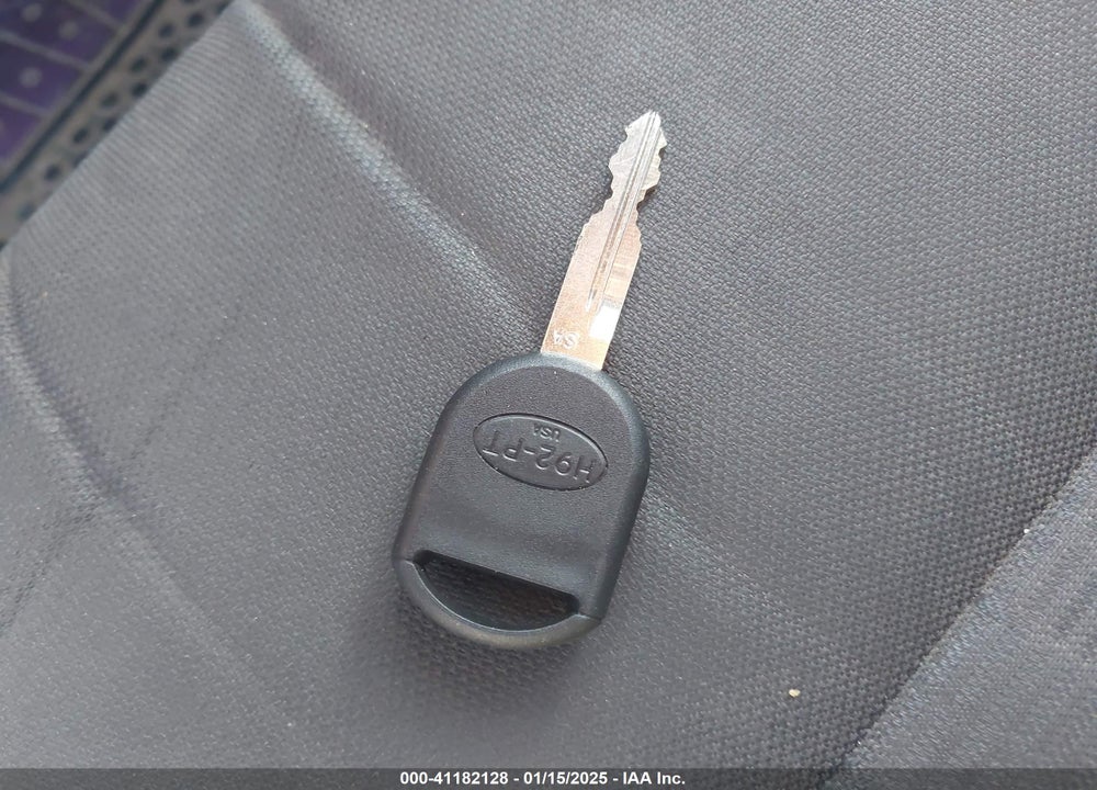 2011 FORD FUSION SE VIN: 3FAHP0HGXBR245719