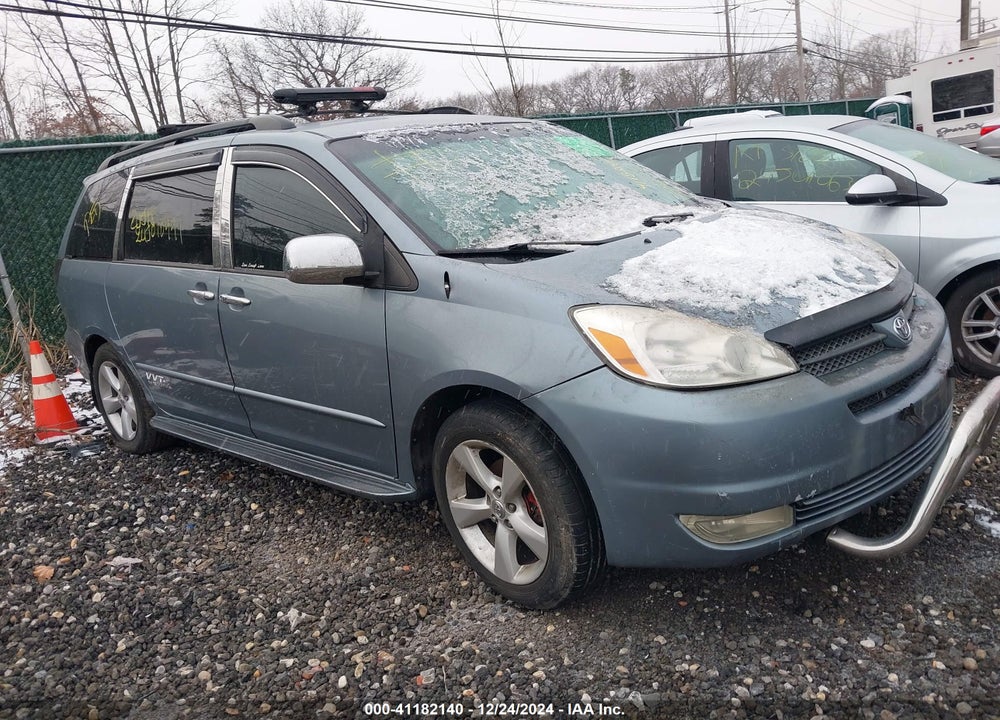2004 TOYOTA SIENNA LE VIN: 5TDZA23C04S115528