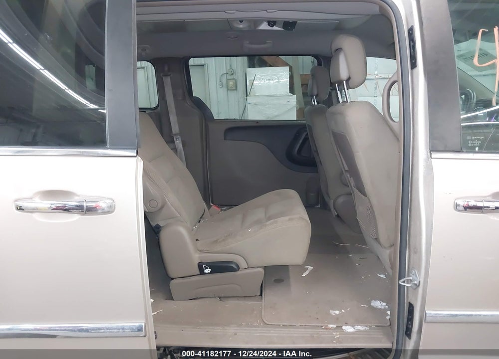 2015 CHRYSLER TOWN & COUNTRY VIN: 2C4RC1BG4FR656876