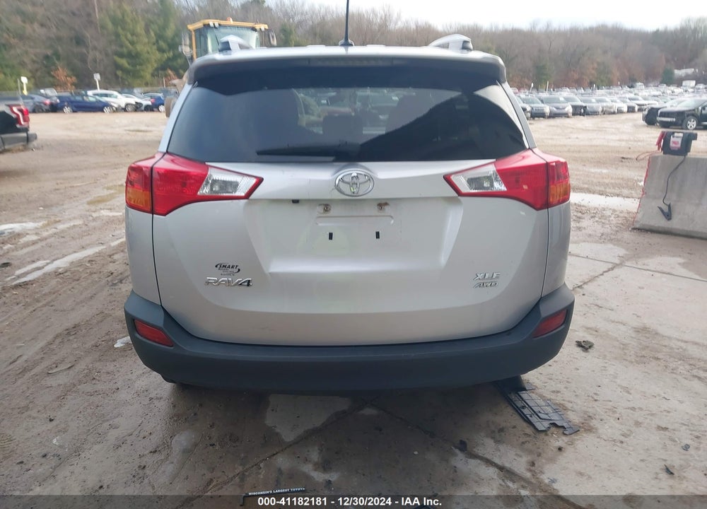 2014 TOYOTA RAV4 XLE VIN: 2T3RFREV2EW179790