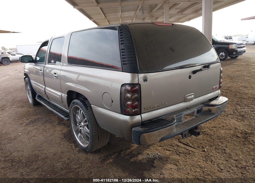 2003 GMC YUKON XL 1500 SLT VIN: 3GKEC16Z03G215052